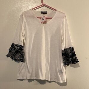 Liza Byrd Bayly top white black gold ruffled sleeve v neck cotton shirt small